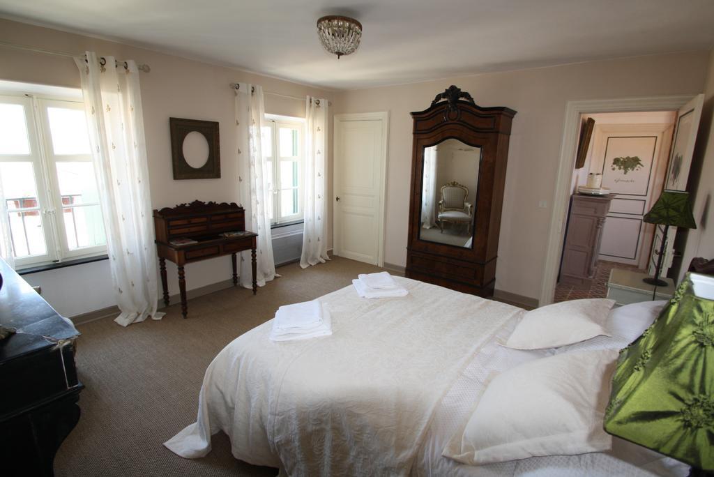 La Montagute Villa Thezan-des-Corbieres Стая снимка